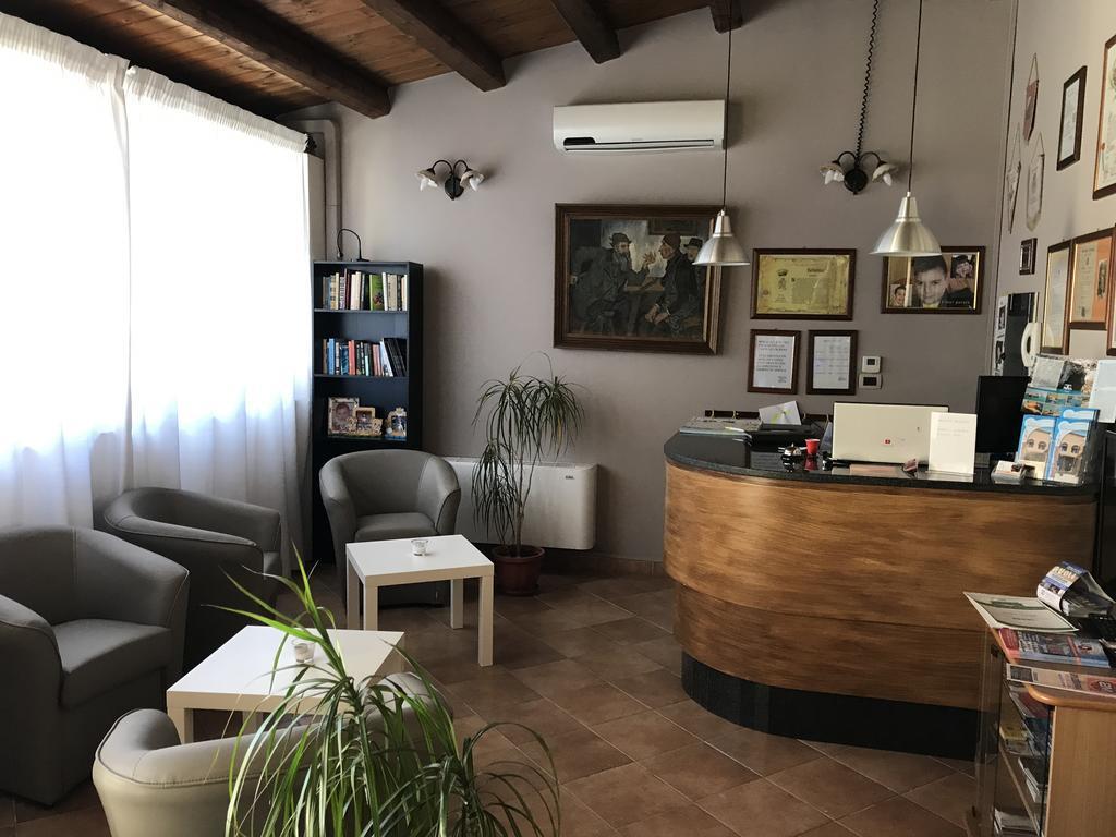 B&B Villa Eben Ezer 아볼라 외부 사진