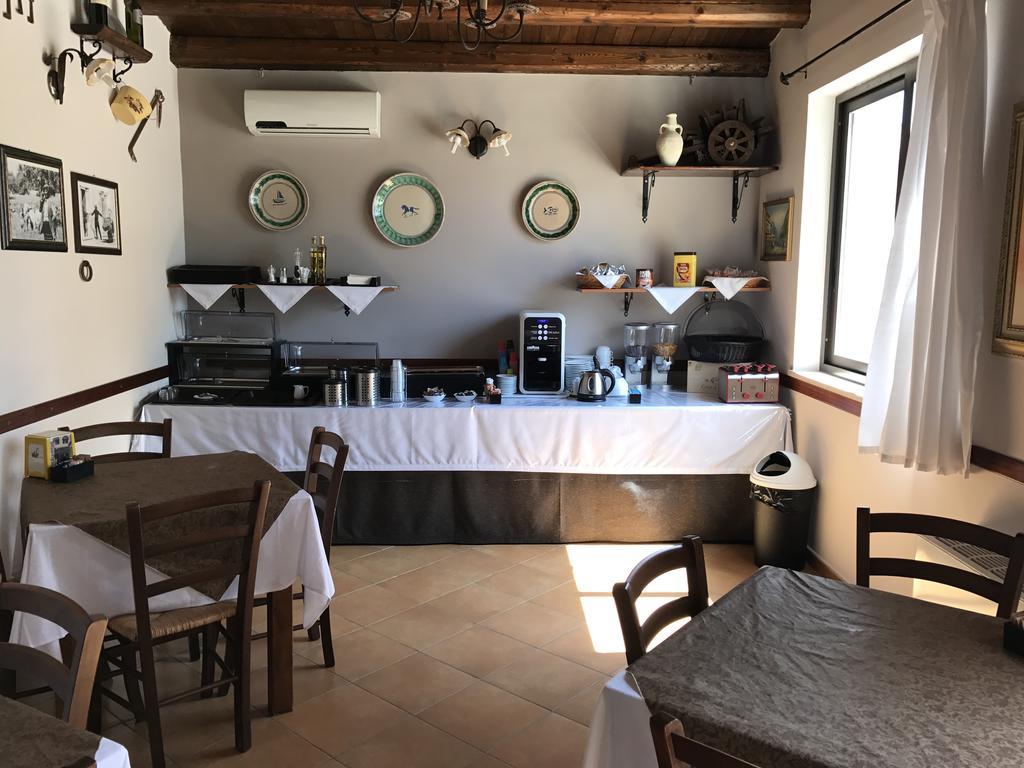B&B Villa Eben Ezer 아볼라 외부 사진