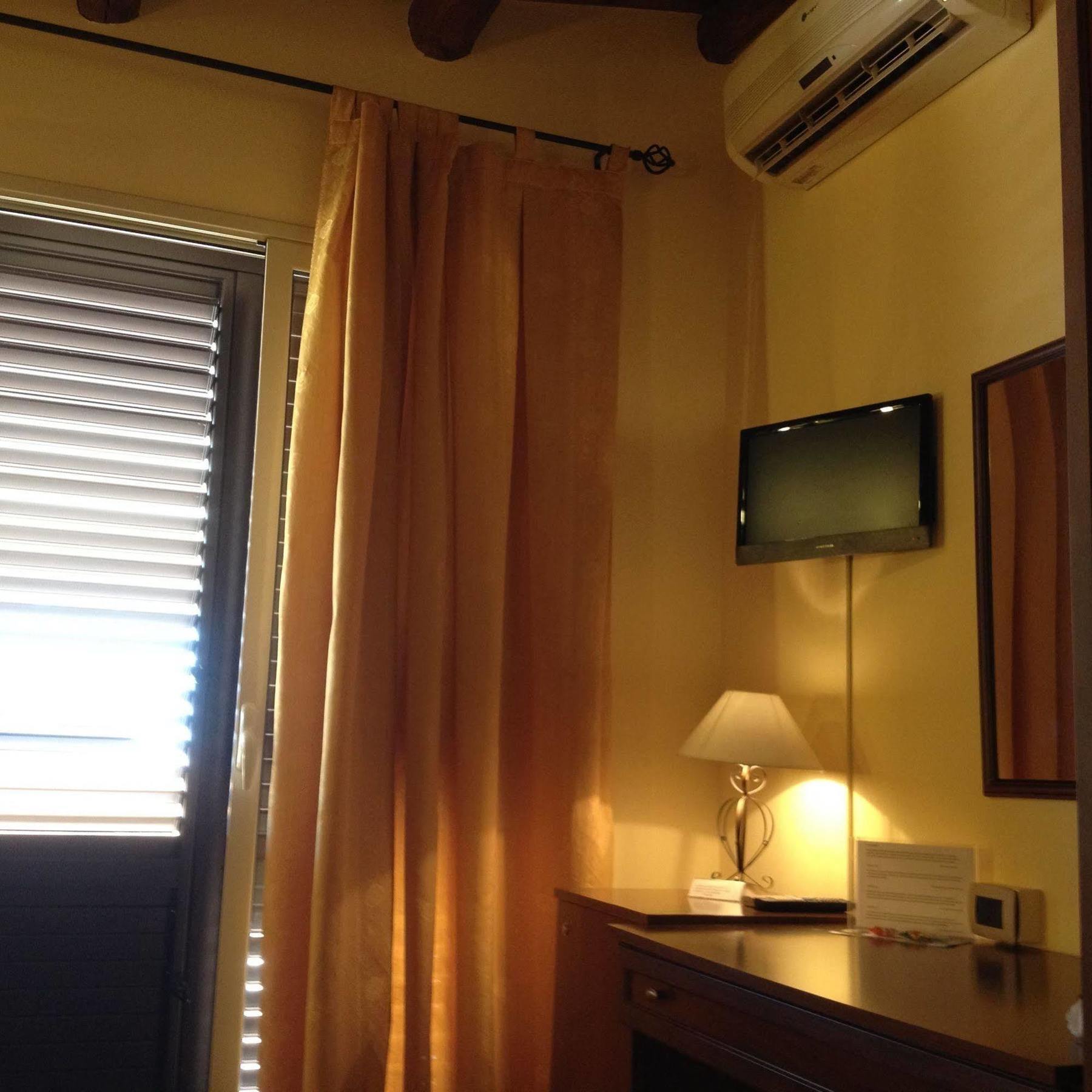 B&B Villa Eben Ezer 아볼라 외부 사진